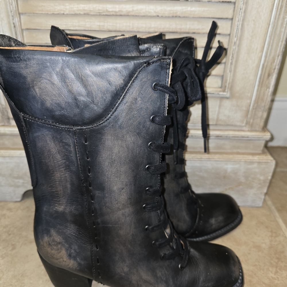 Freebird Dart Black Lace-Up Granny Style Square Toe Boots Size 10 - Picture 3 of 7